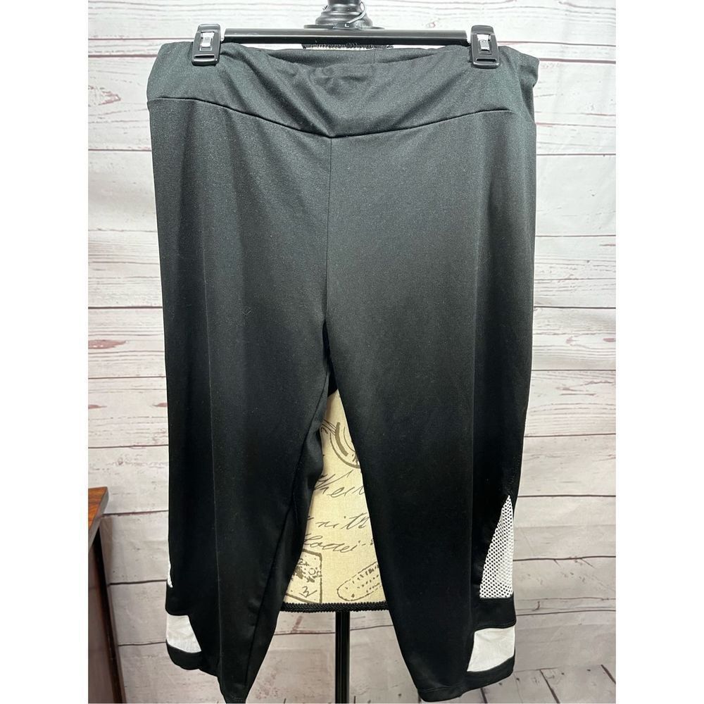 Daisy Fuentes Fit Black Athletic Capri Leggings Mesh Detail Women XL